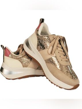 Shu Shop Serafina Neutral Gold Platform Lace-Up Sneakers - Women's